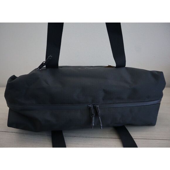 Jordan MA0900-G9Q Men's One Size Dark Smoke Gray Cordura Logo Duffel Bag - Picture 3 of 16